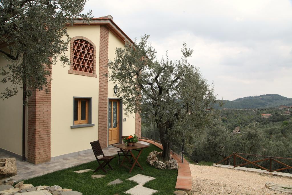 Agriturismo Il Calesse Quarrata Exterior foto